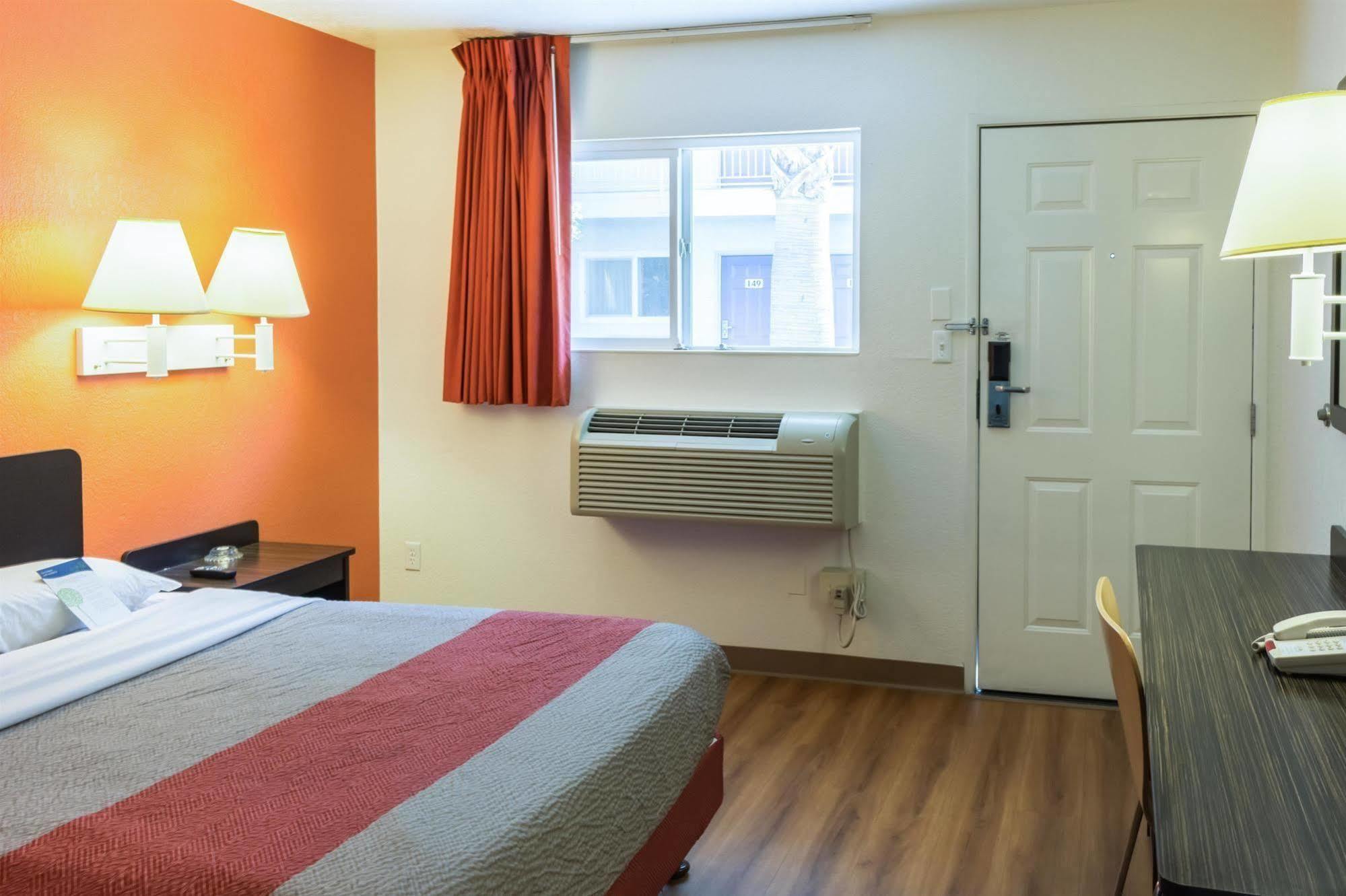 Motel 6-Bakersfield, Ca - East Bagian luar foto