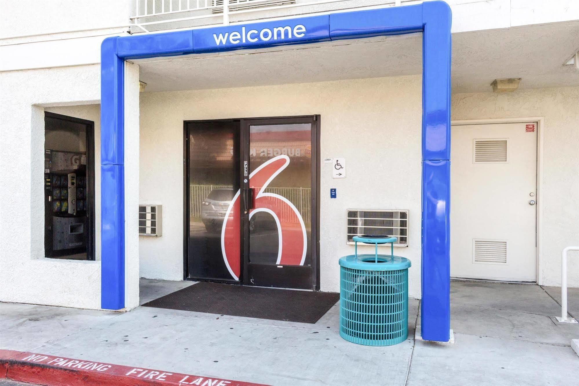 Motel 6-Bakersfield, Ca - East Bagian luar foto