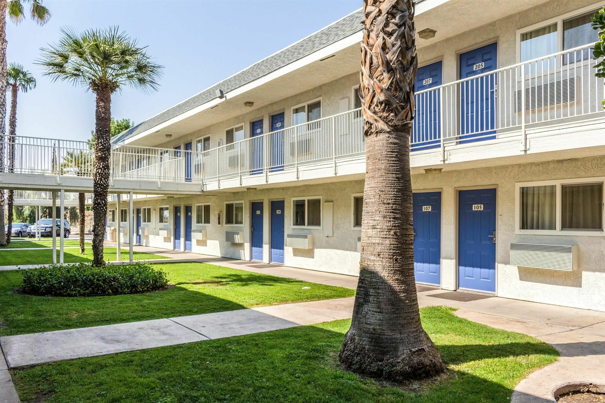 Motel 6-Bakersfield, Ca - East Bagian luar foto